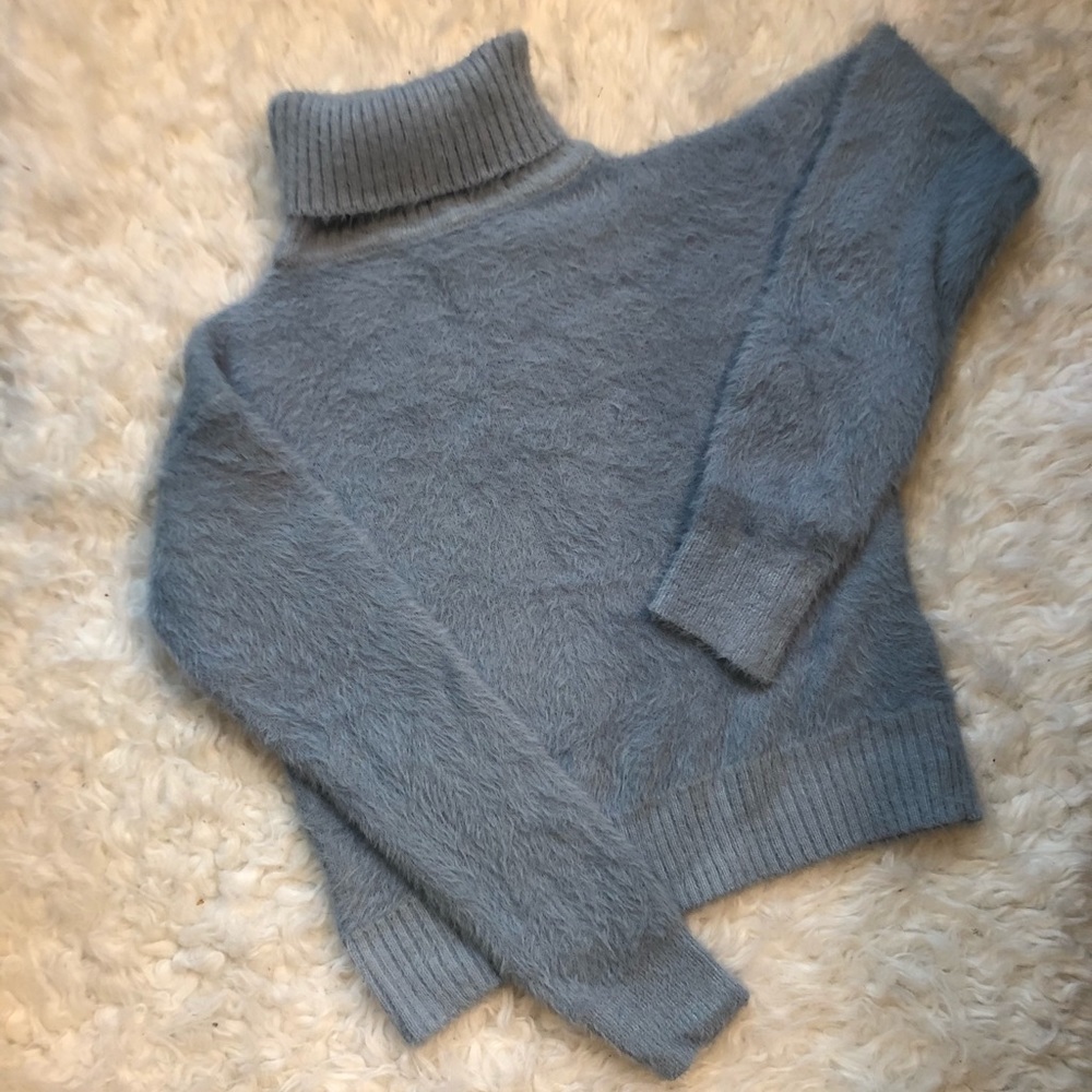 100% Cashmere Periwinkle Sweater